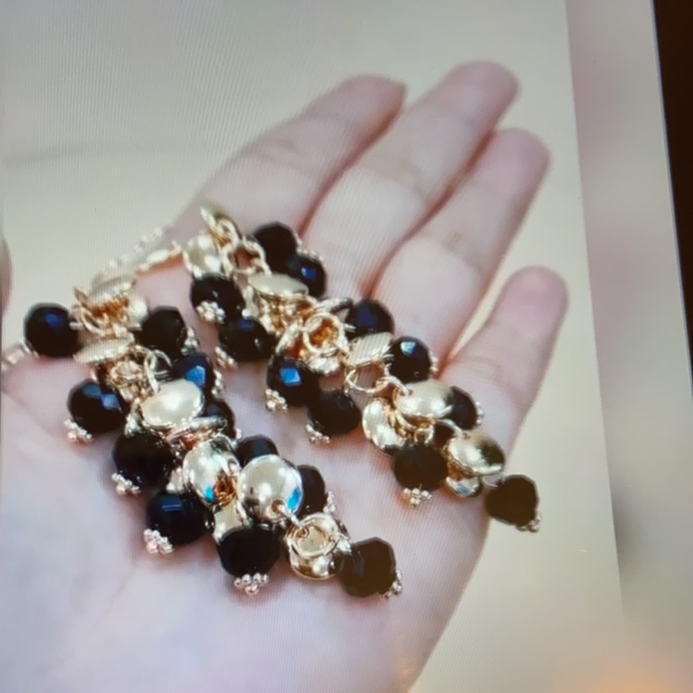 Drop earrings - Picture 6 of 9